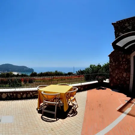La Macina Guest house *